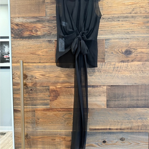 Colette Dinnigan Hand EmbellishedSILK Blouse with Tie Back and Sleeveless Design - Picture 6 of 11